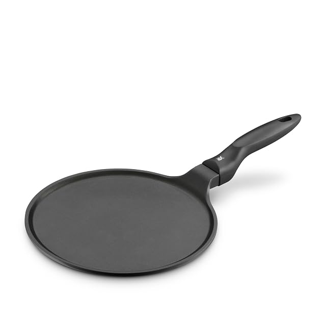 WMF Devil 27 cm Crêpepfanne mit Teigverteiler und Wender